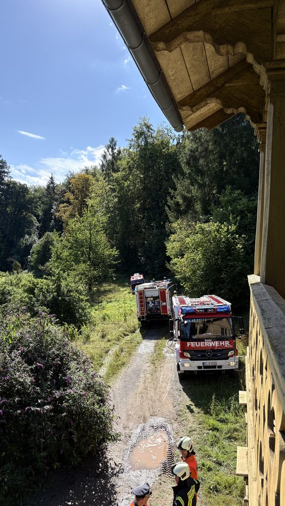 Übung der Kreisfeuerwehrbereitschaft 2 des Landkreises Hildesheim in Rotenkichen 8